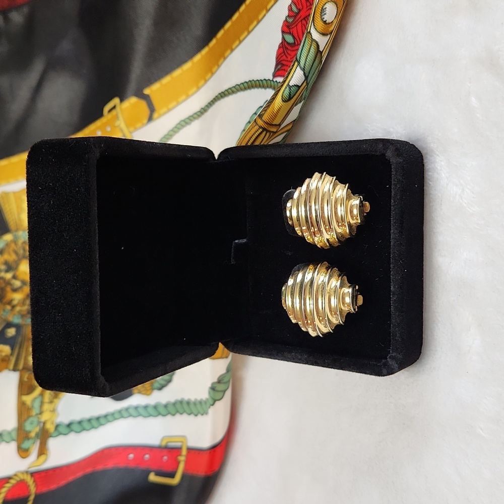 Christian Dior Earrings Clip-on